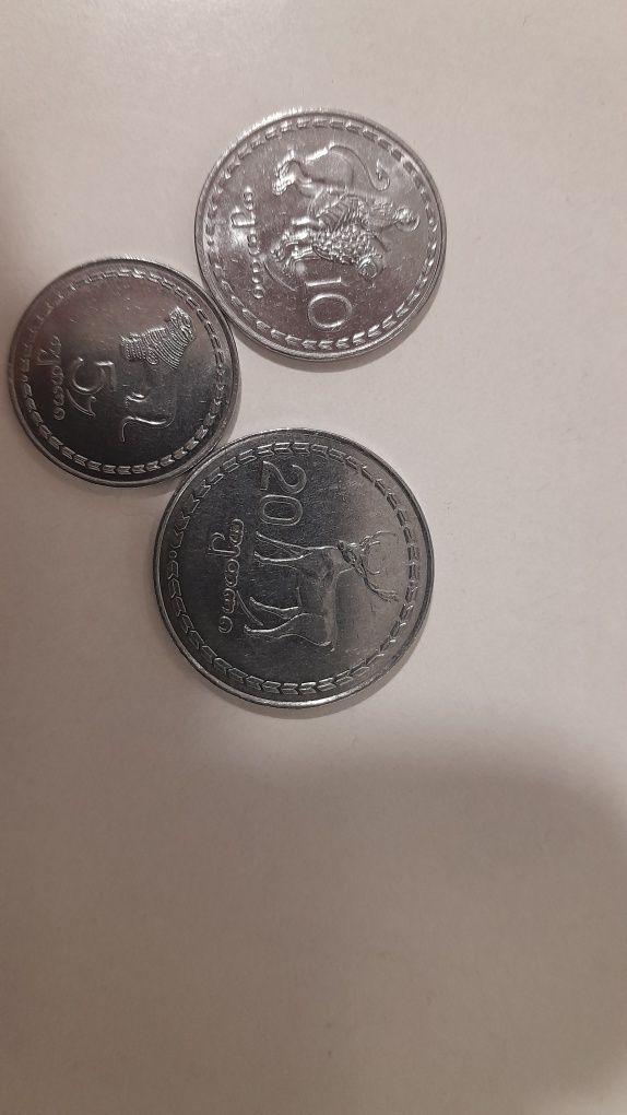 Продам монеты номиналом