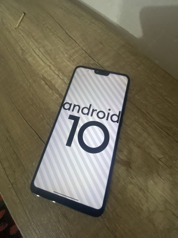 Продам Xiomi 8 lite