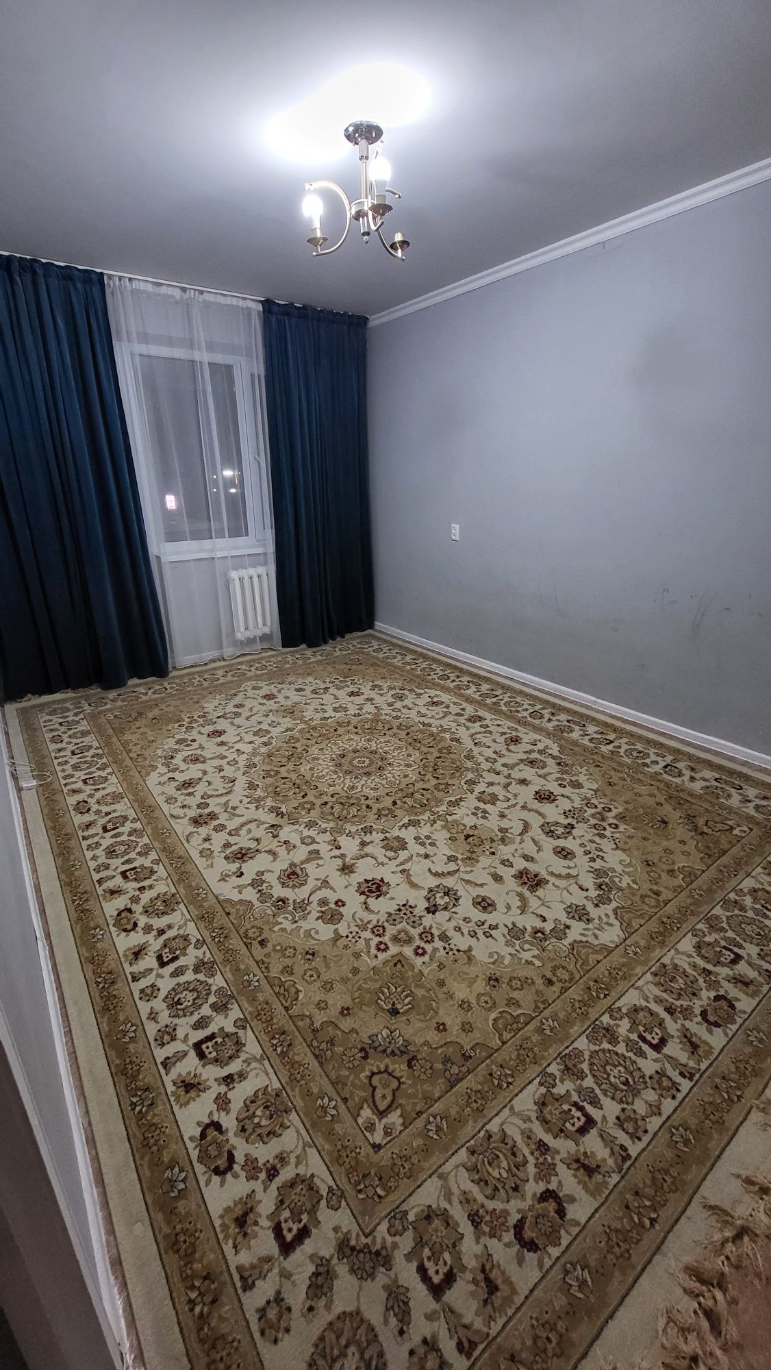 Продам 1 ком.кв.  Мкр молод. 3А
