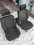 2 перед.сиденье Recaro для Audi