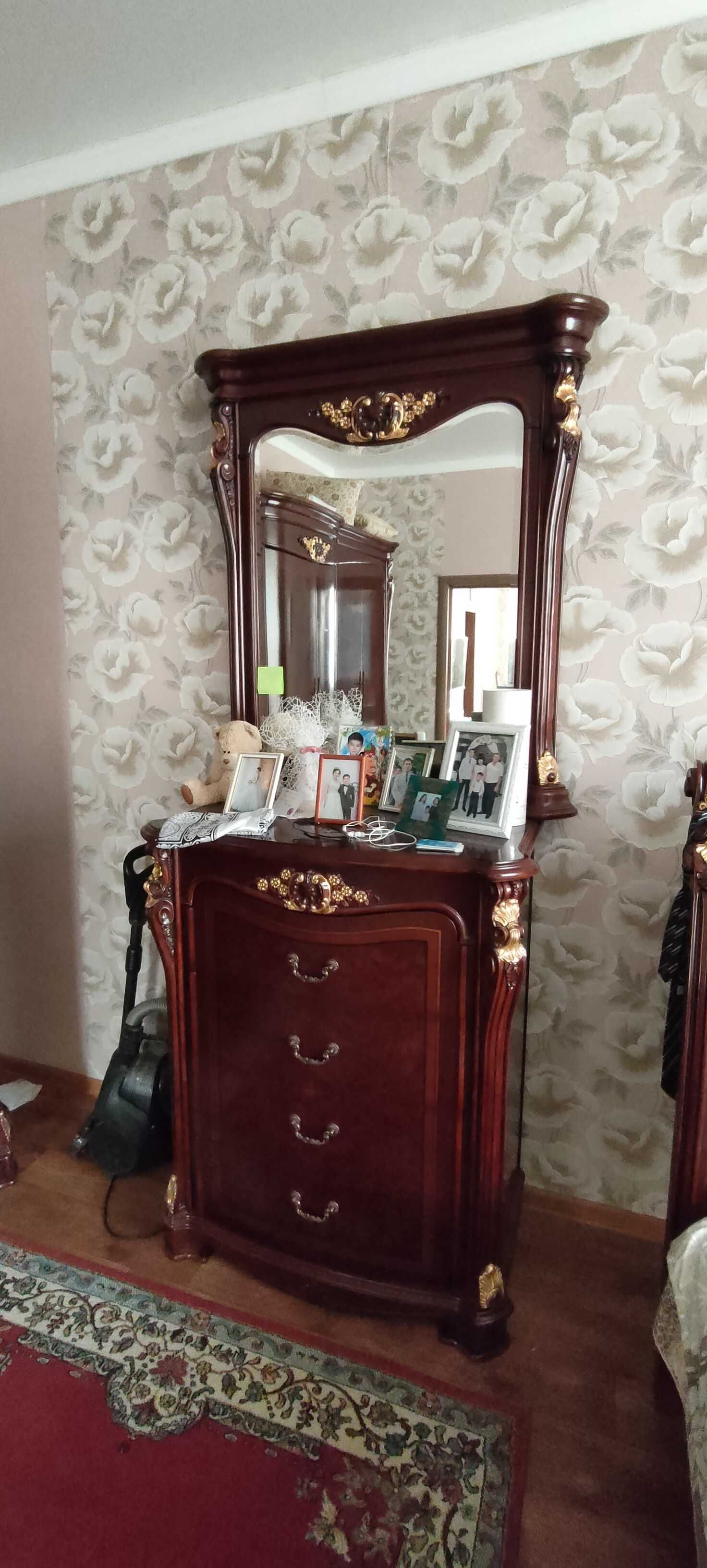 Спальный гарнитур Carpenter. Срочно.