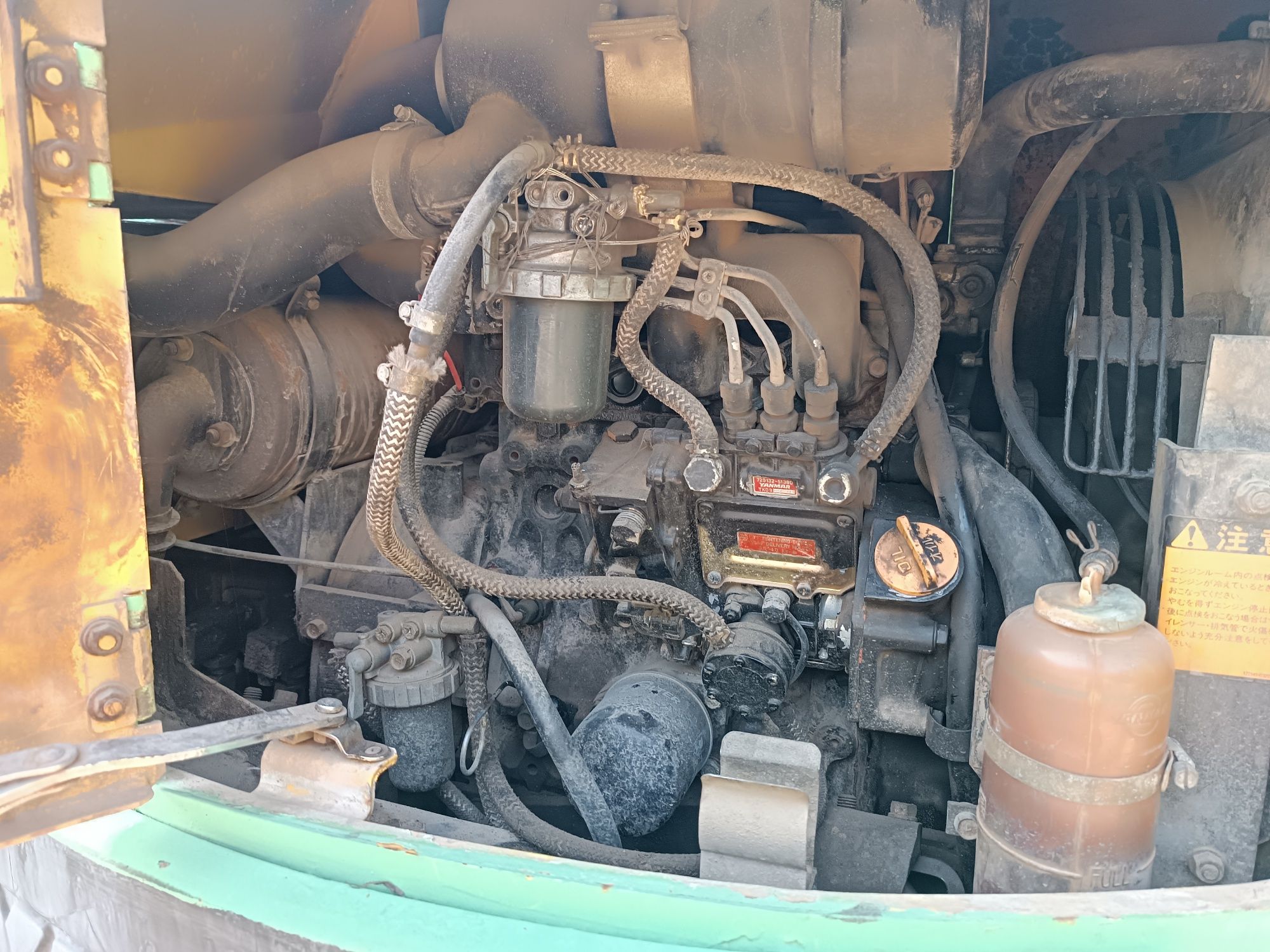 Миниэкскаватор YANMAR