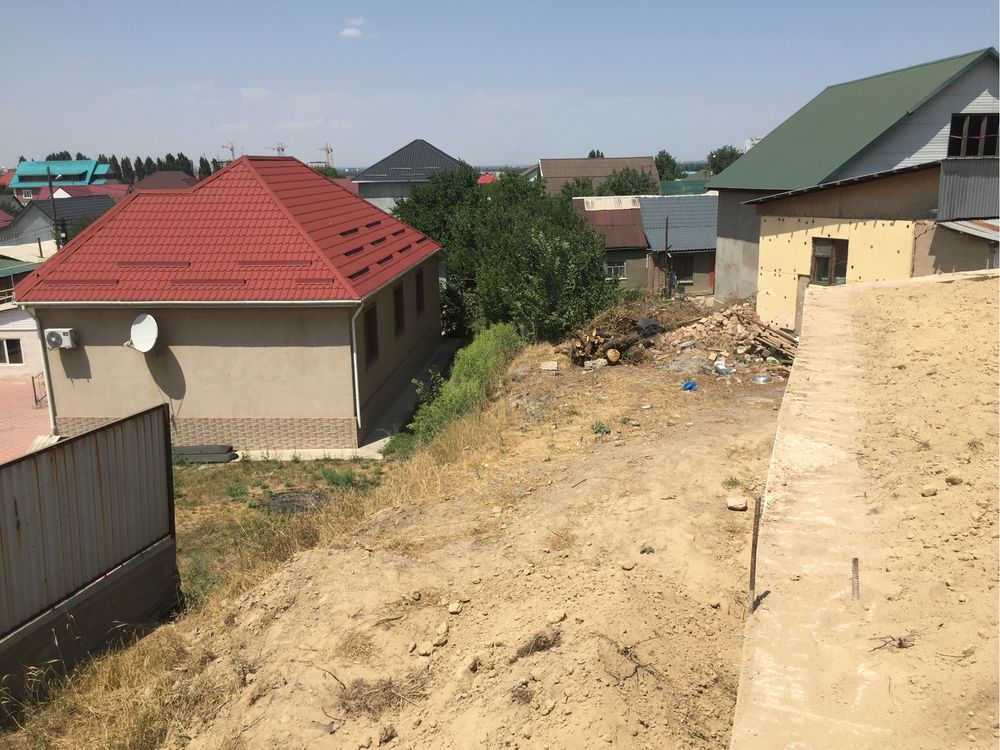 продам участок в мкр. Думан
