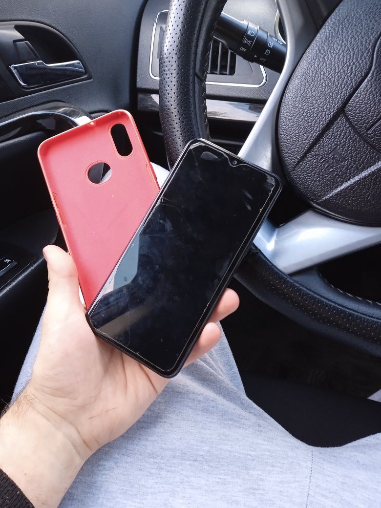 Samsung A10 продам