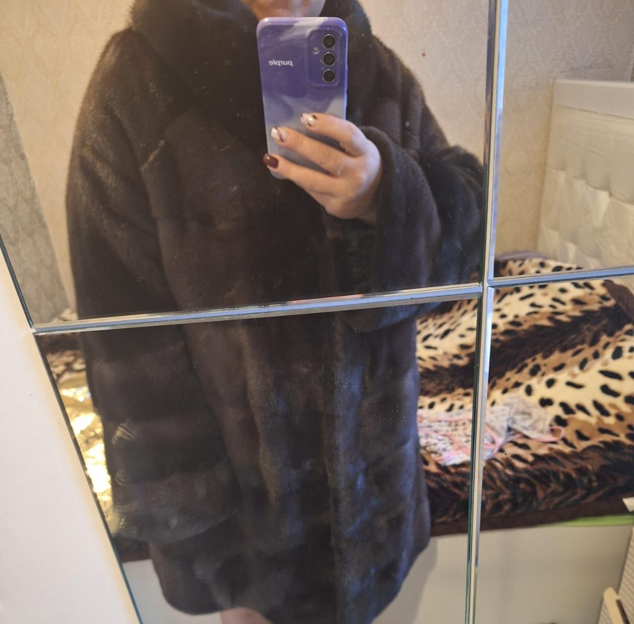 Продам шубу блек лама