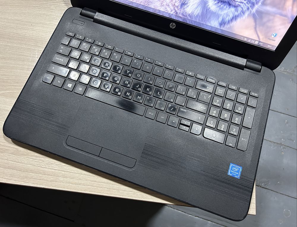 Ноутбук Hp с SSD в отличном состояний