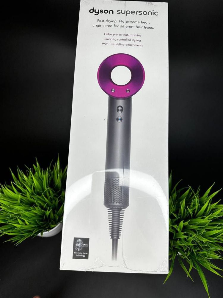 Продам Dyson фен