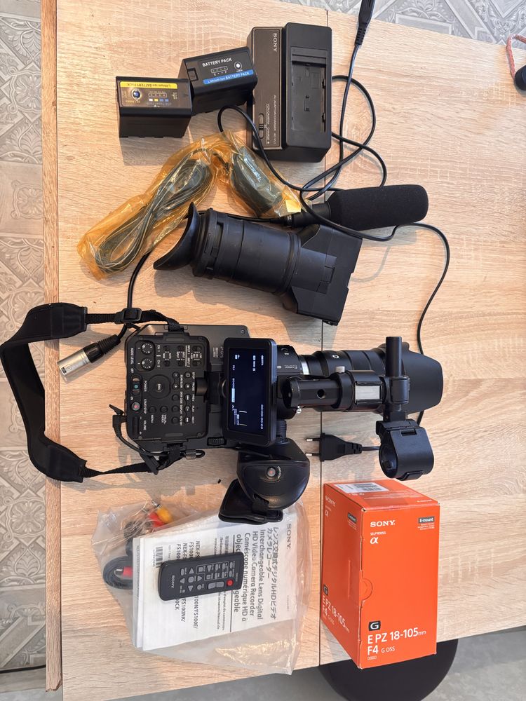 Продам видеокамеруSony NEX-FS100