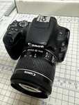 Canon 200D 18-55мм фотоаппарат