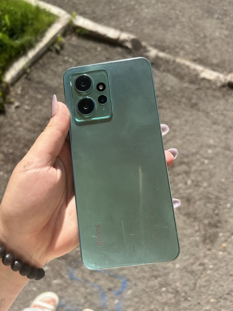 Срочно продам Xiaomi redmi note 12 8/256