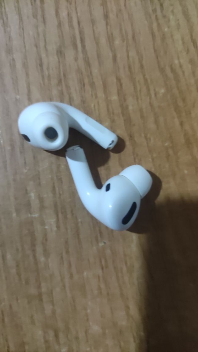 Продам наушники от Airpods pro оригинал