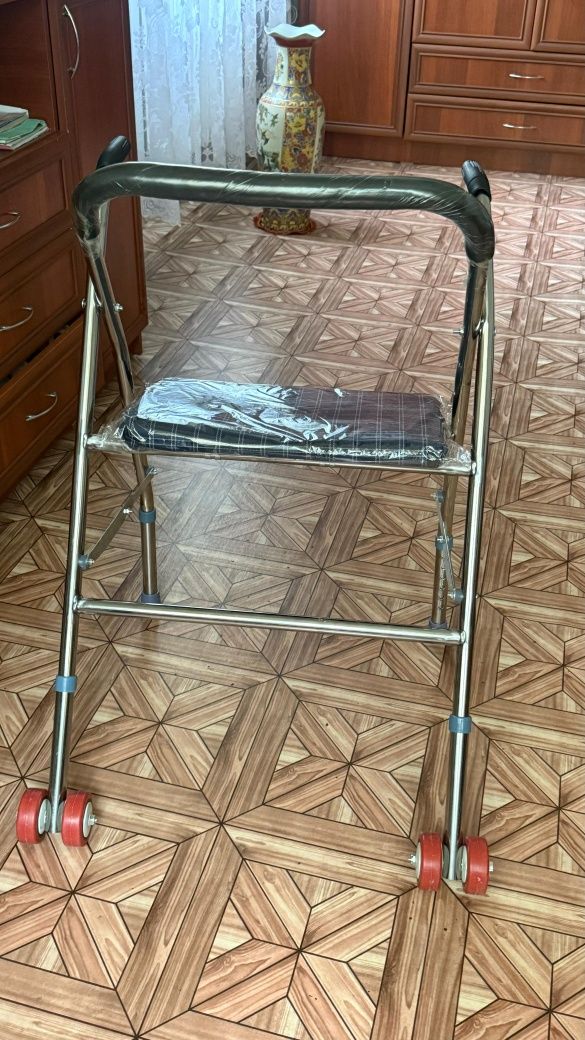 Ходунки новые взрослые
