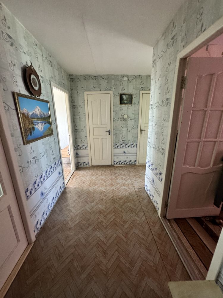 Продам 3 комнатную квартиру