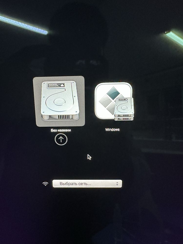 Imac 2019 года Core i3/8ГБ/1000ГБ/Radeon Pro 555X есть трещина на стек
