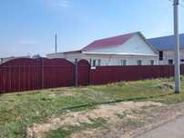Срочно, торг. Продаётся частный дом в городе Аксай. Частично с мебелью