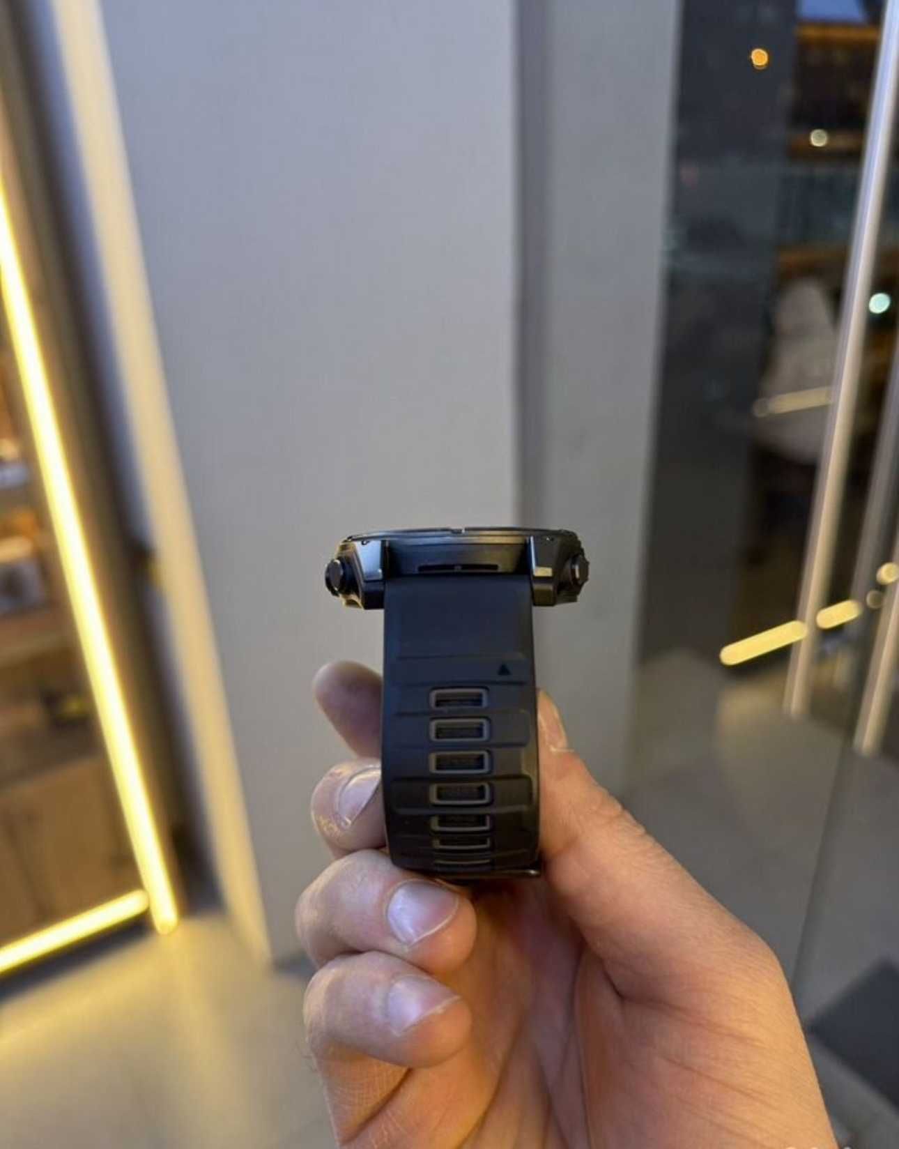 Электронные часы Garmin