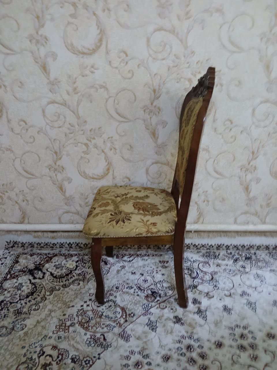 Орындык продам Срочно