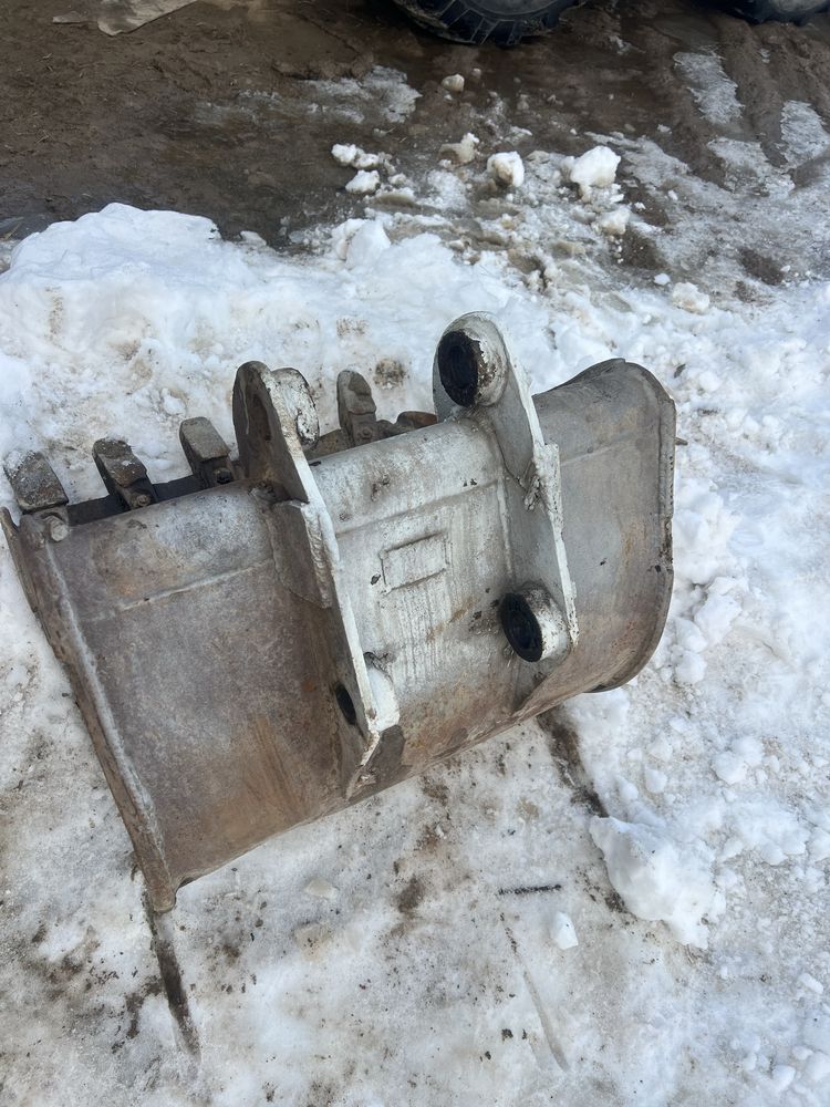Продам ковш 90 см