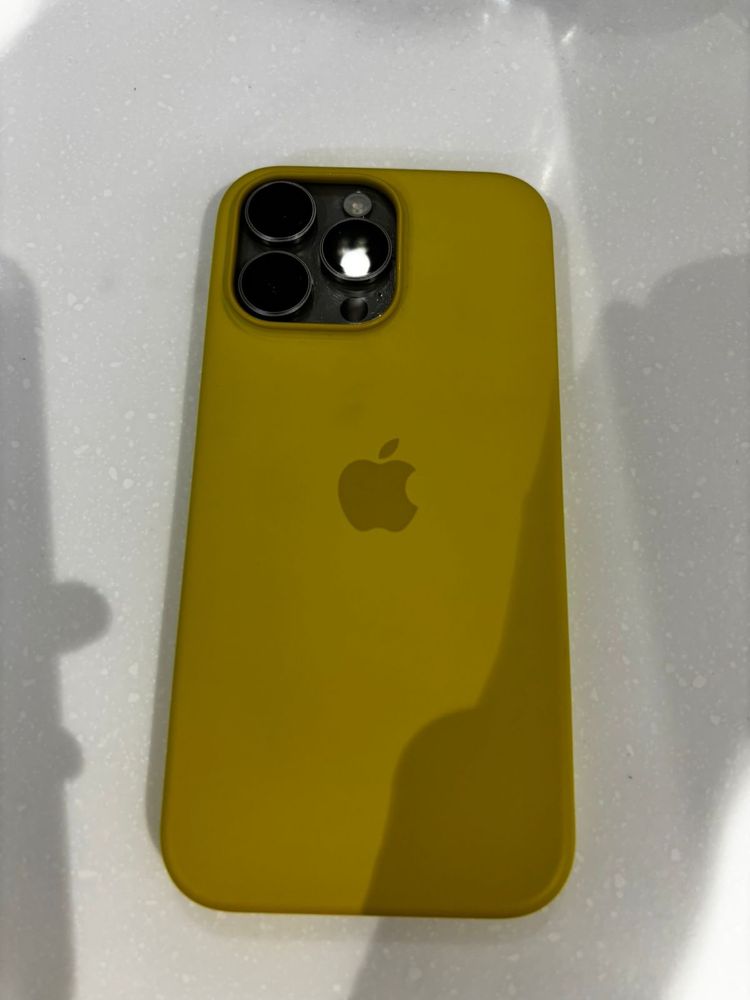 iPhone 16 Pro Max Esim