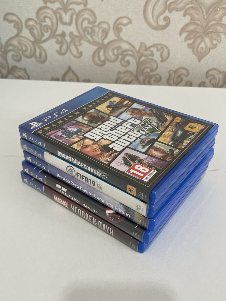 playstation4 1тб 2джостика