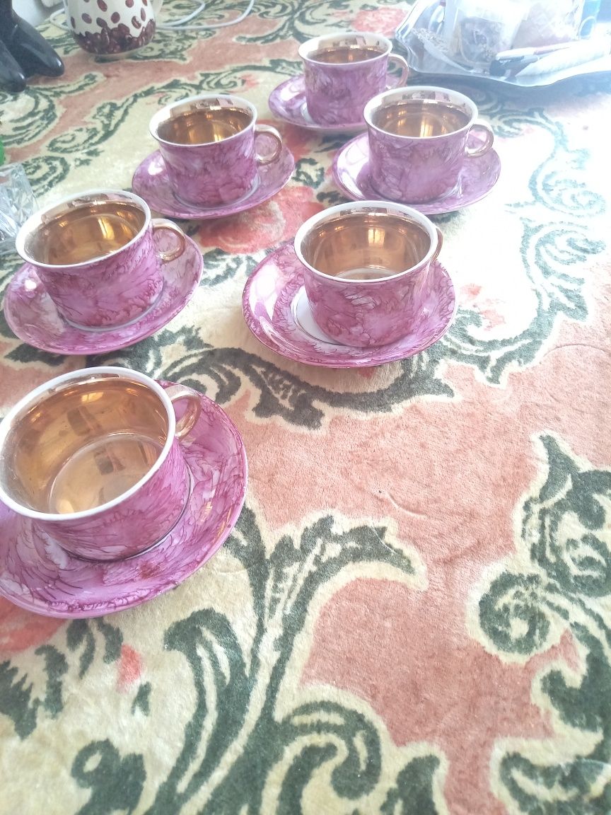 Продам чайные пары  (6 блюдца,6 кружек)