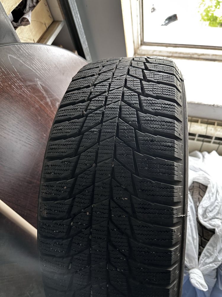 Продам автошины Triangle 2024 PL01 215/55 R17 98R без шипов