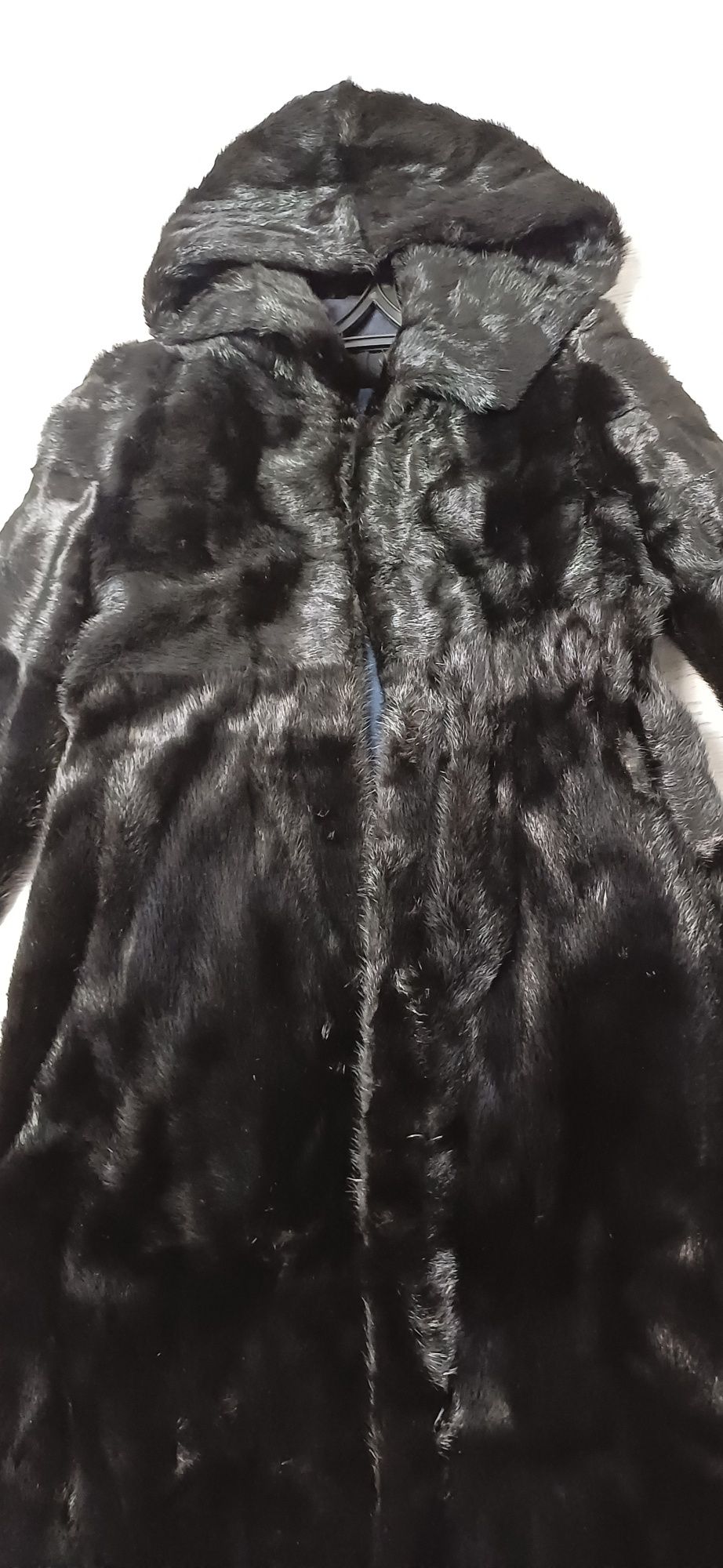 Продам норковую шубу
