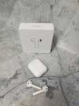 AirPods 2  (лот 614269 г. Кокшетау, ул. Абая 128, 21)