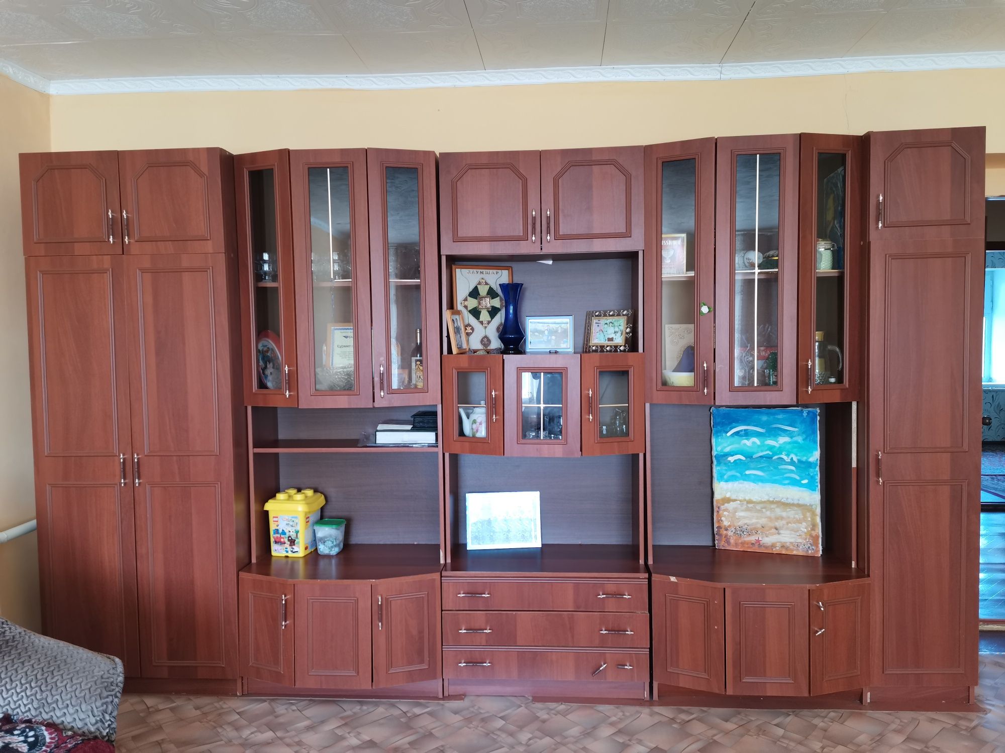 Продам стенку шкаф