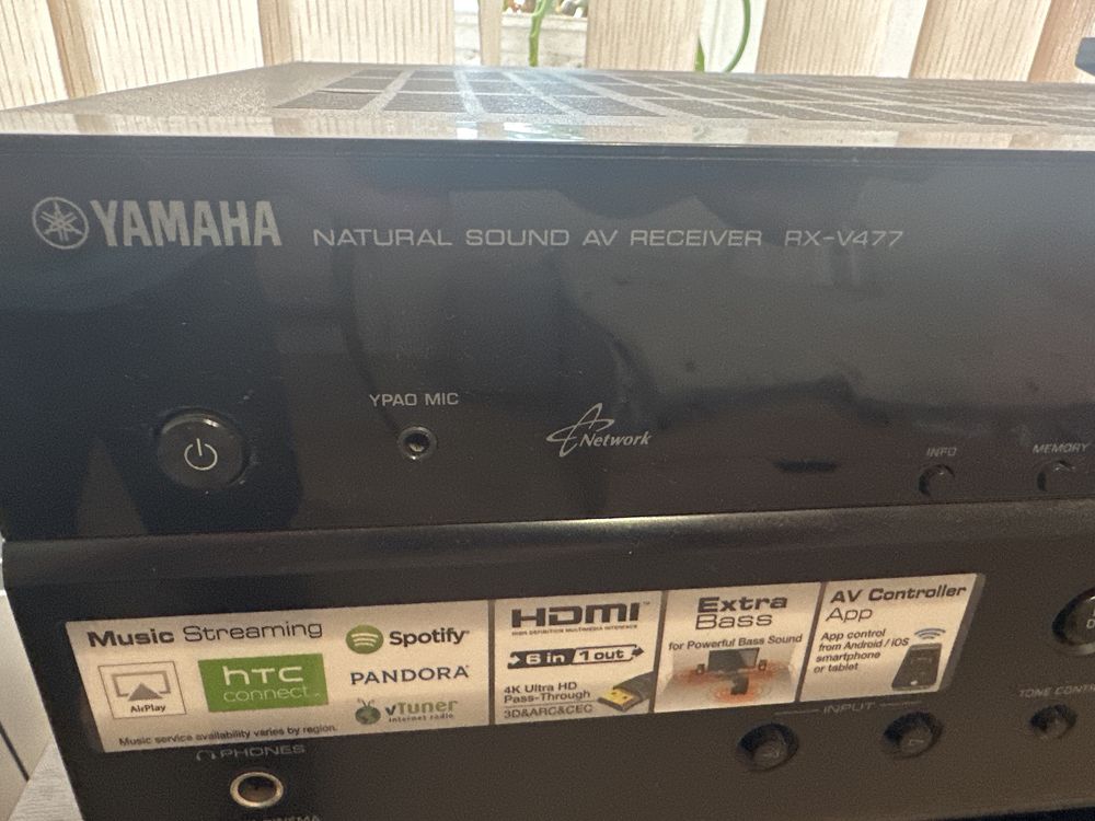Av reciver Yamaha rx-v477