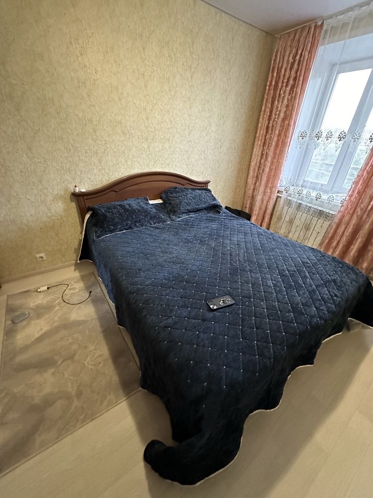 Продам двухспальную кровать