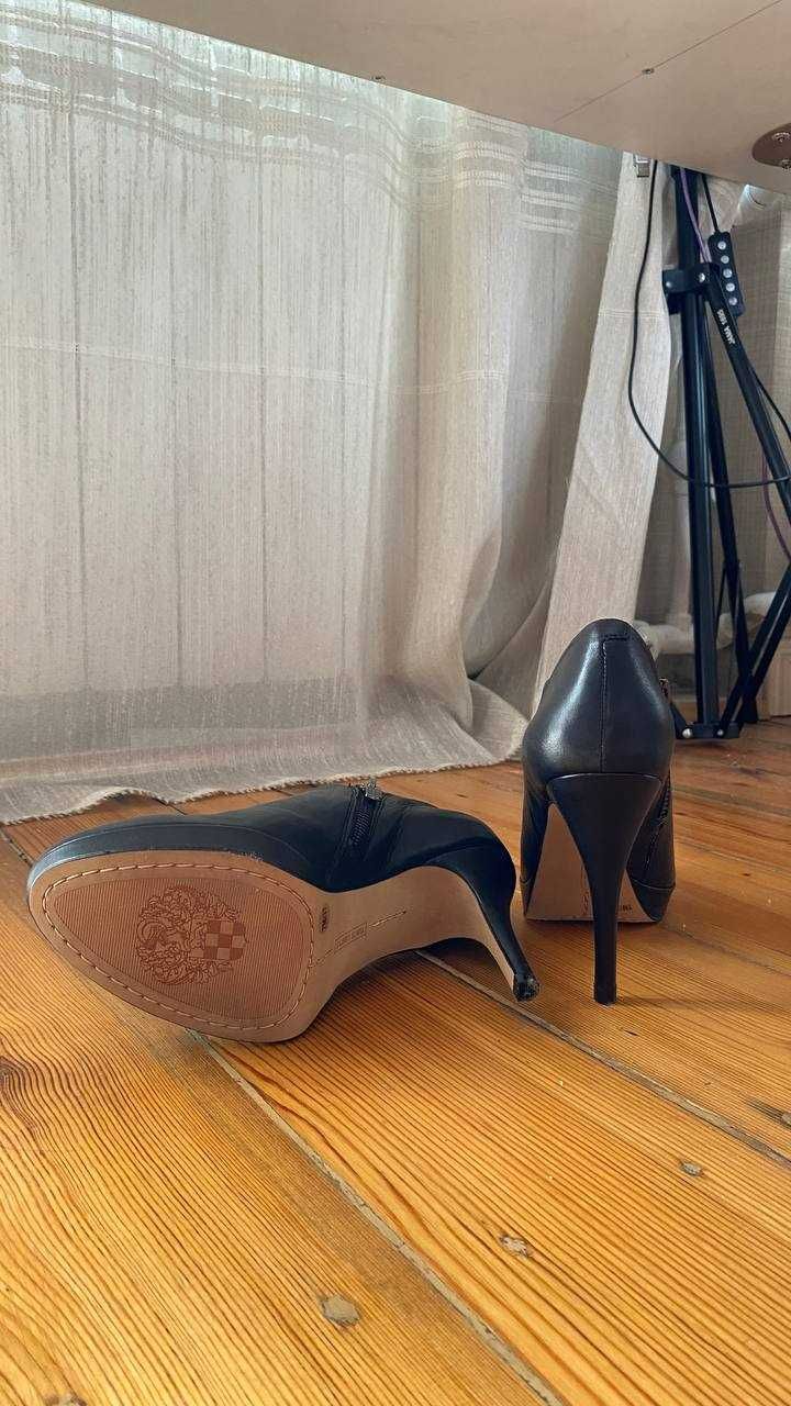 Кожаные ботильоны Vince Camuto, оригинал, 37 размер