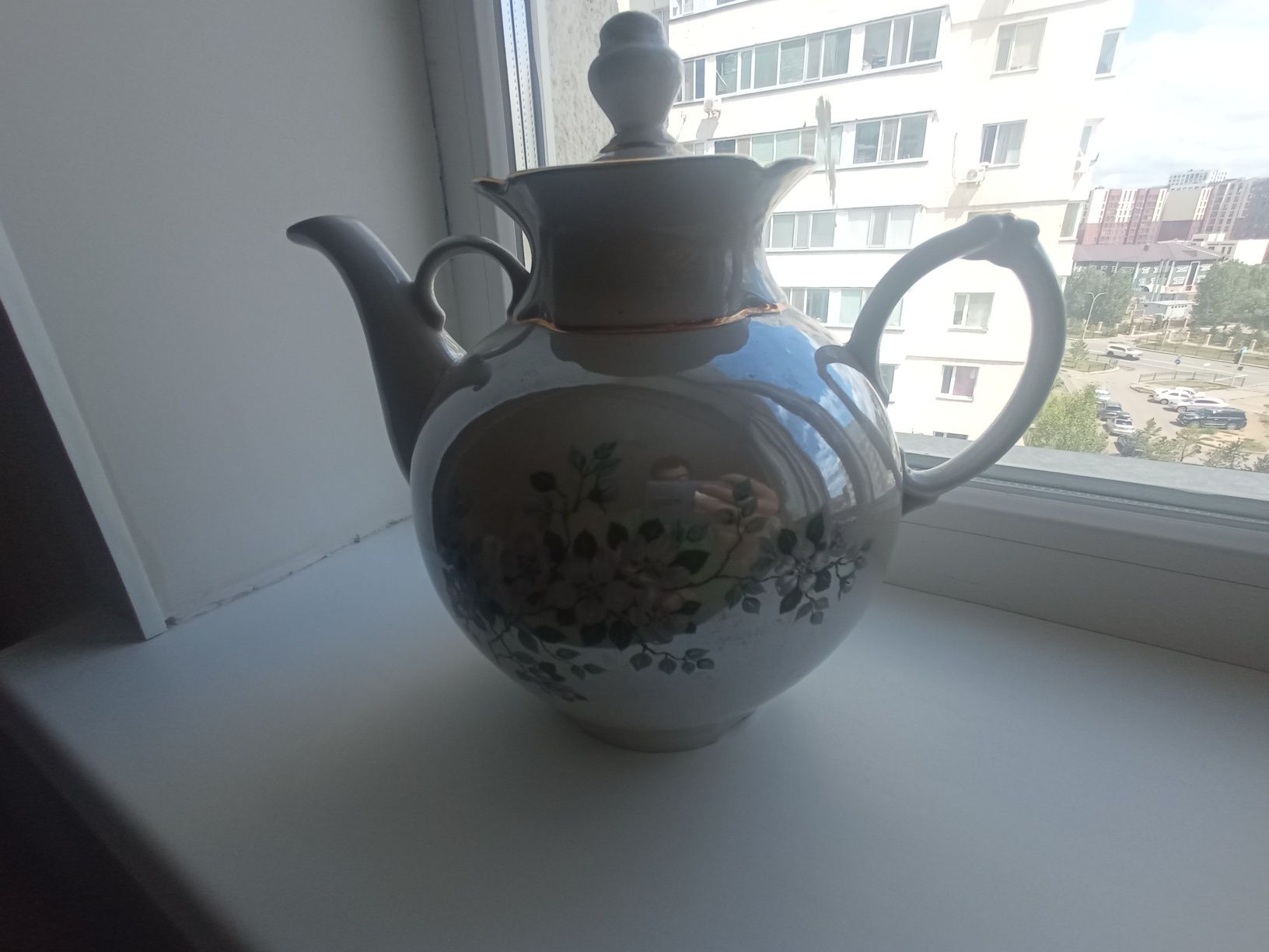 Продам чайник и вазы