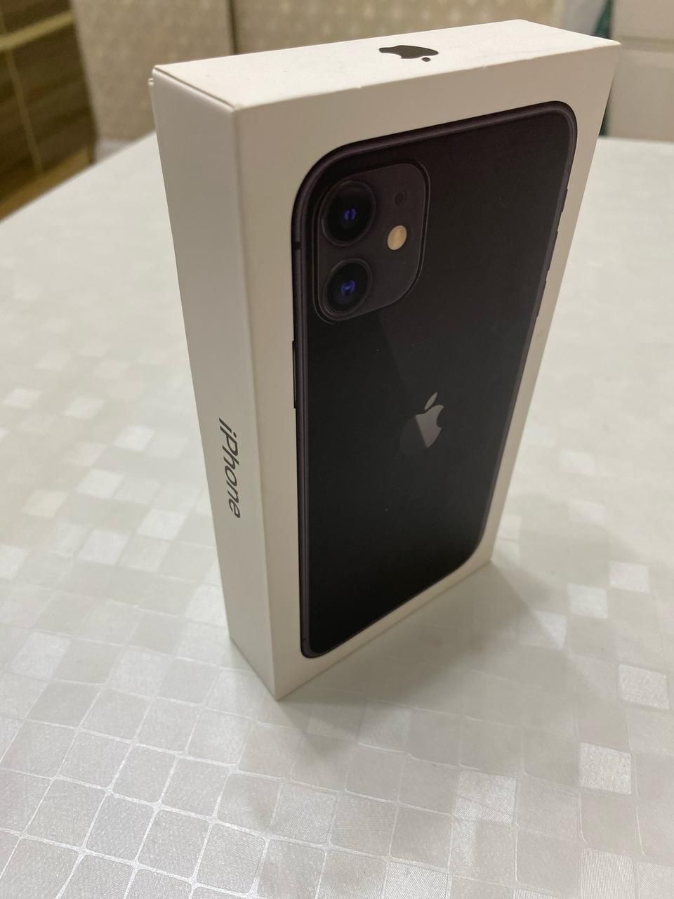 Продам айфон 11, черный цвет