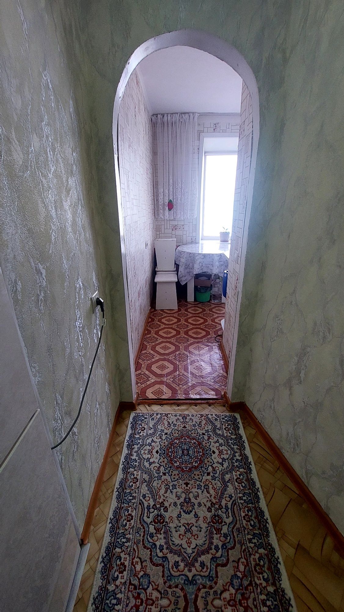 Үш бөлмелі квартира сатамыз