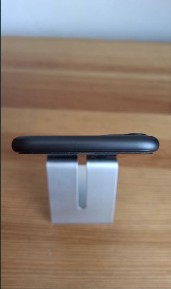 Apple IPhone 11 black