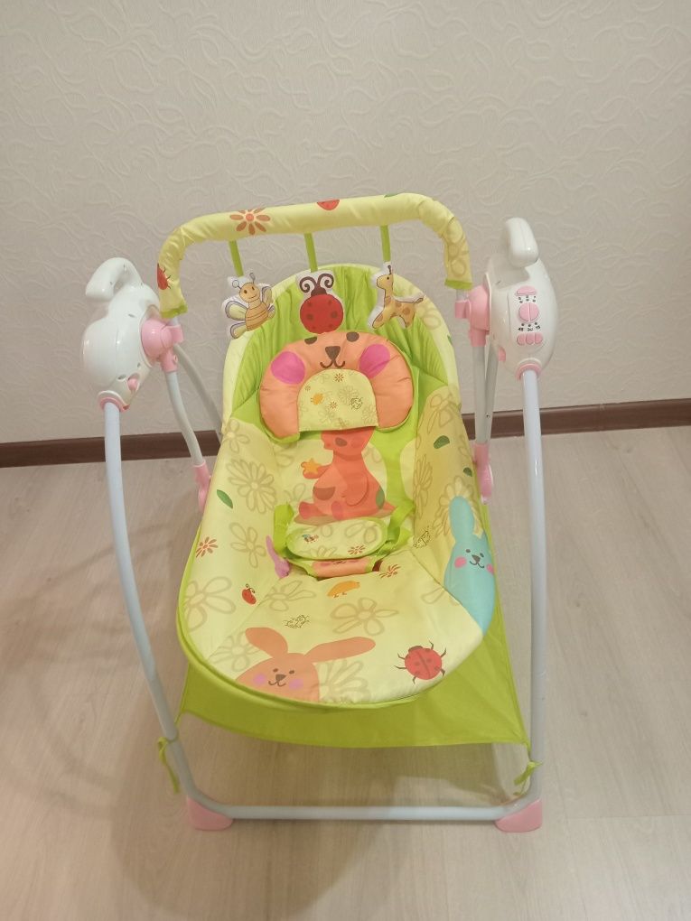 Продам детскую качалку
