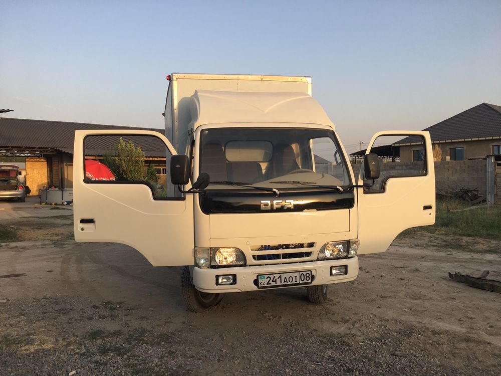 Dong Feng DFAC 08