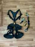 Снаряжение альпиниста Petzl 2021