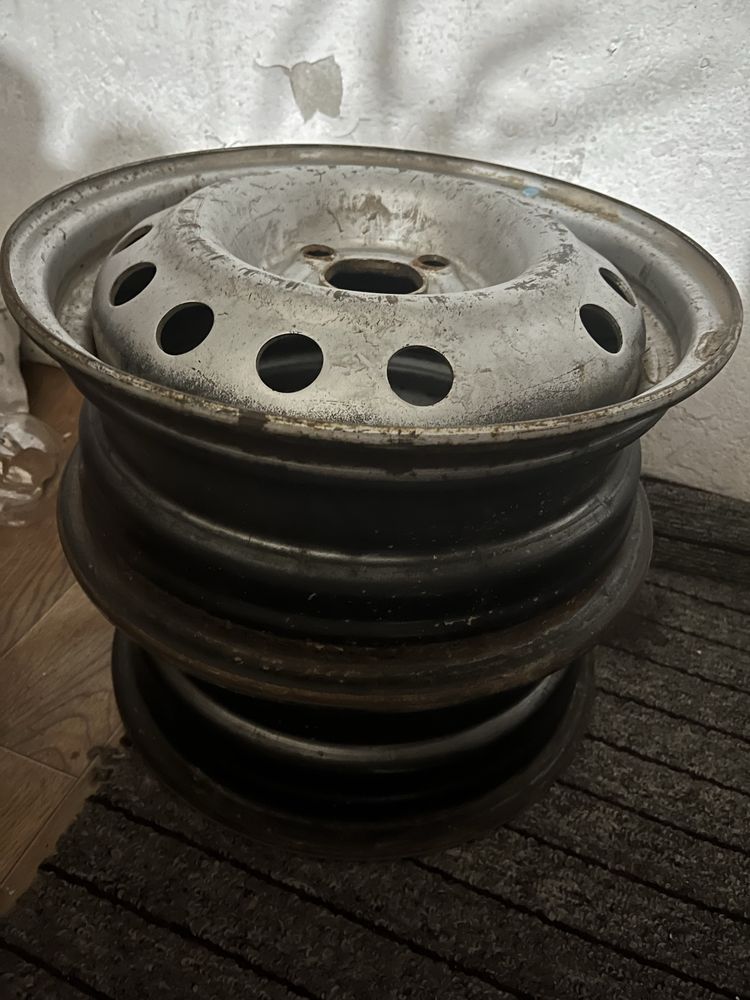Продам диски 14 размер
