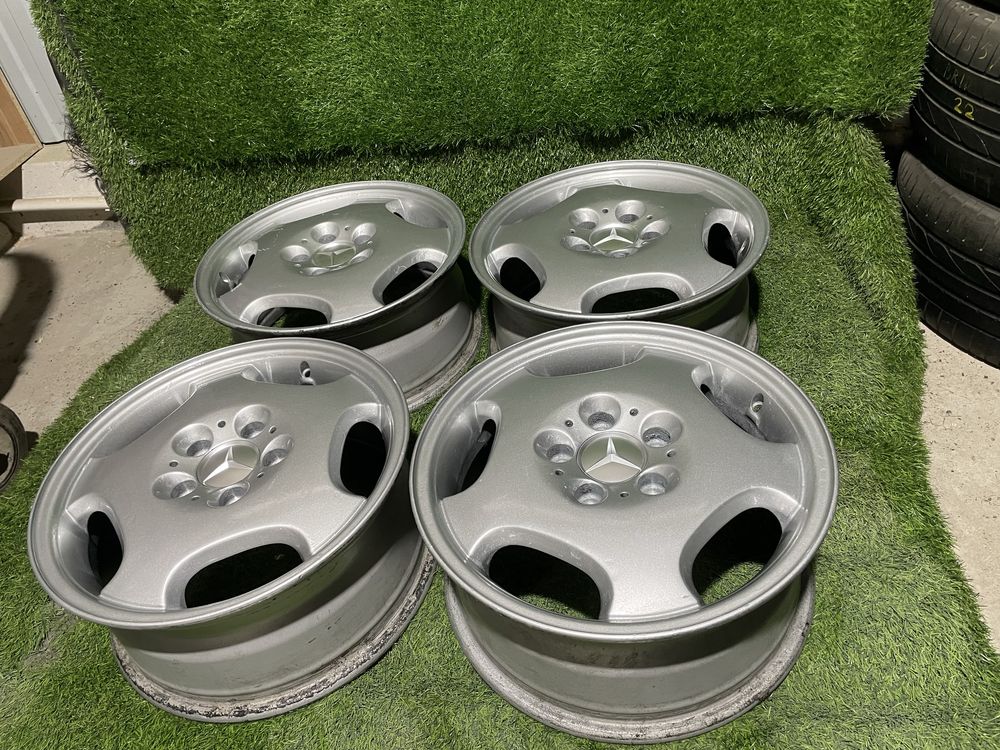 Продам диски оригинал R16 5x112