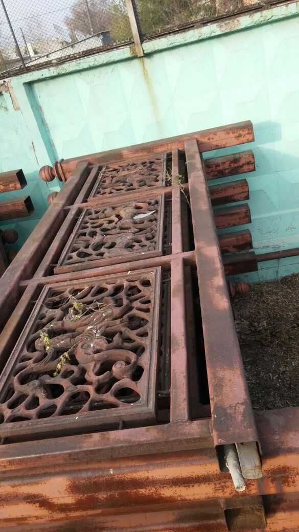 Забор чугун и металл