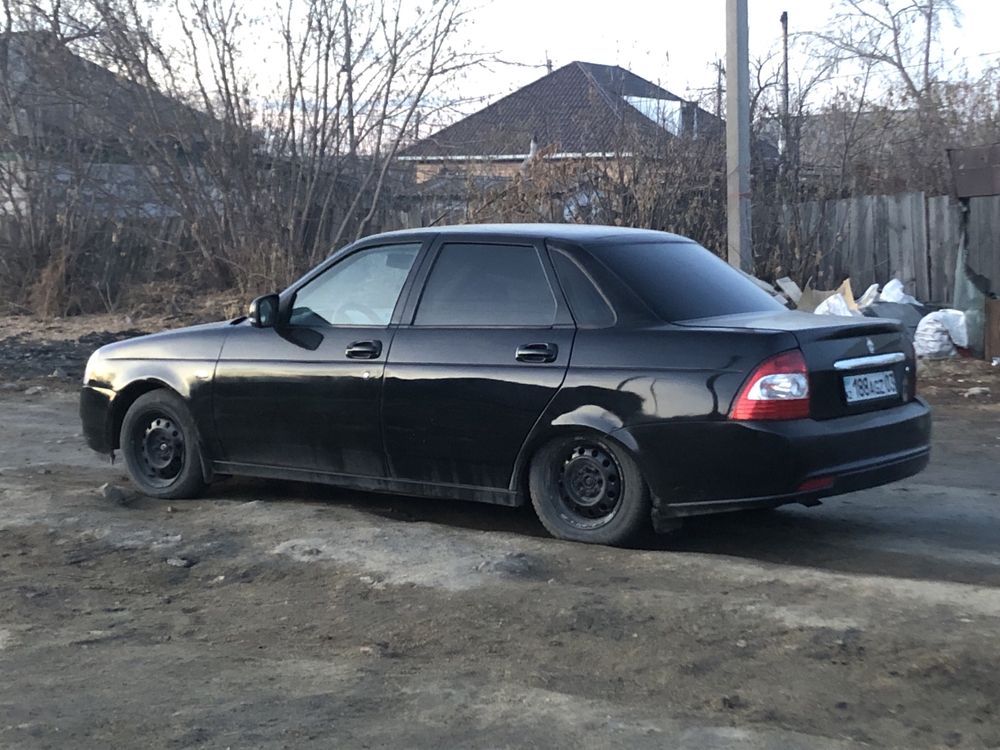 Продам приору 2013 год