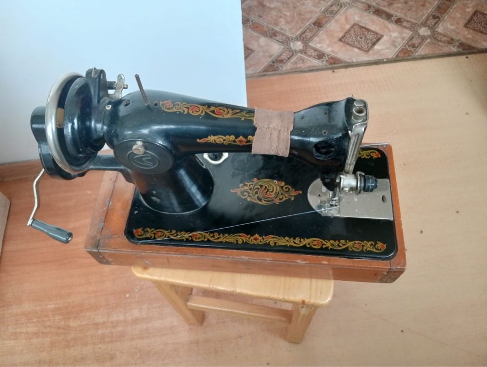 Швейная машина