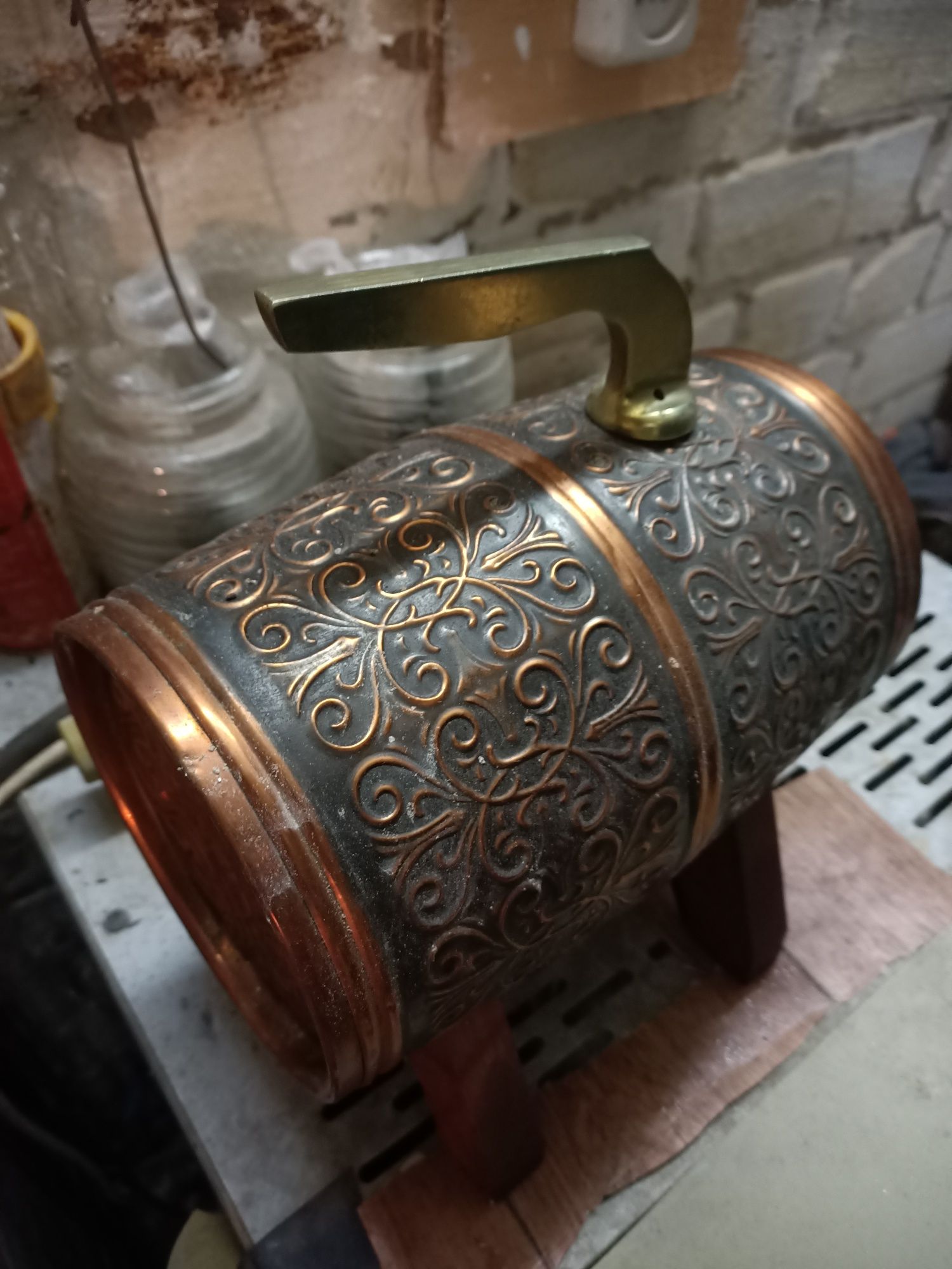 Продам винный бочонок,отличного каческва