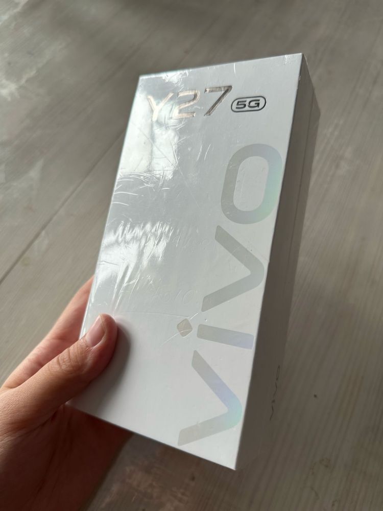 Новый запечатонный телефон vivo Y27 5G