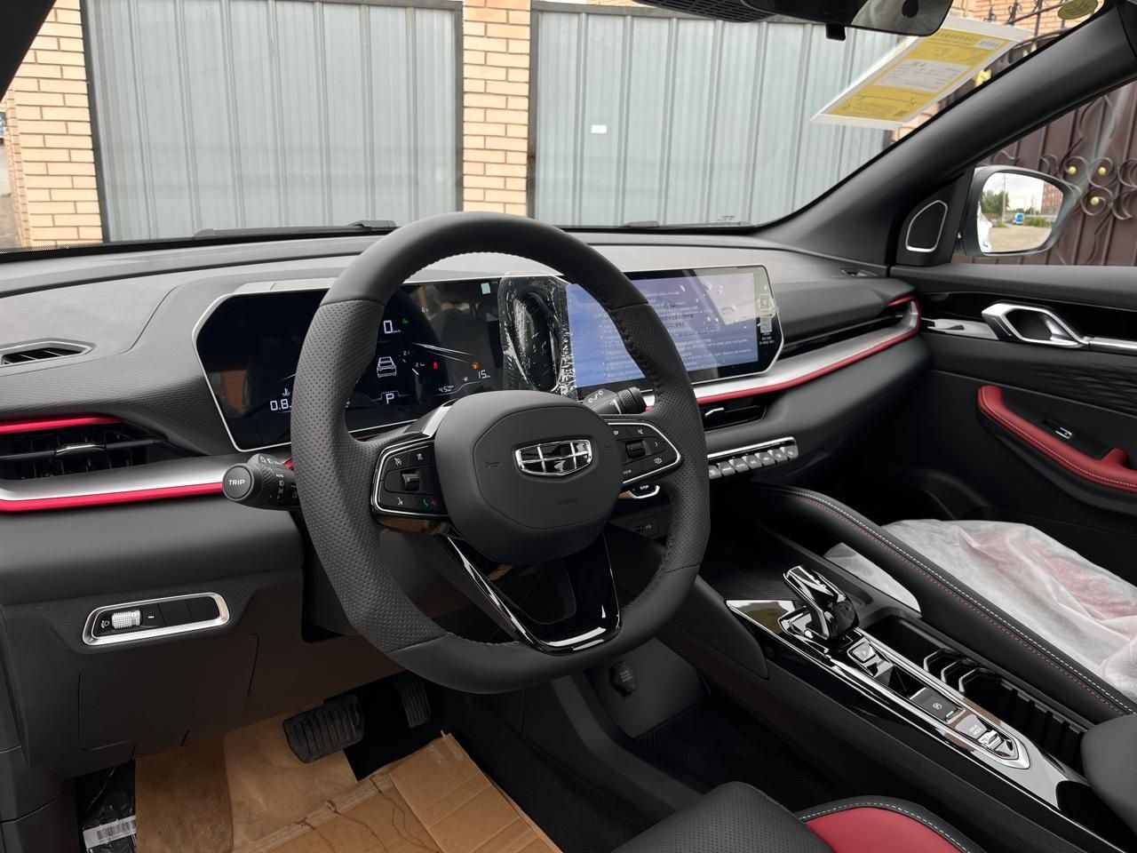 Продам Geely Coolray Flagship