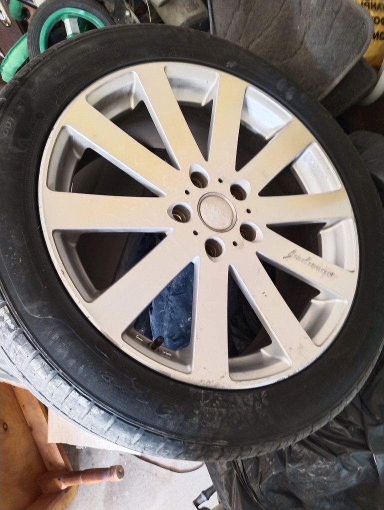Продам диски с резиной 245/45/18