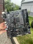 Gigabyte B-560 материнская плата, в количестве с заглушками