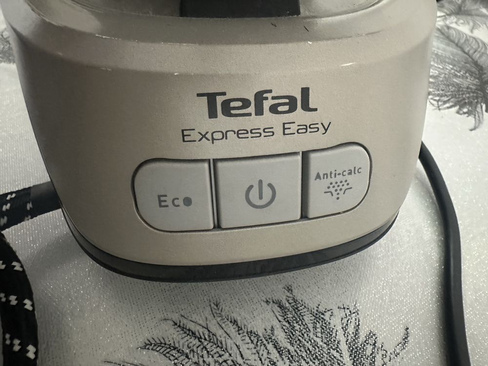 Парогенератор  Tefal Express Easy